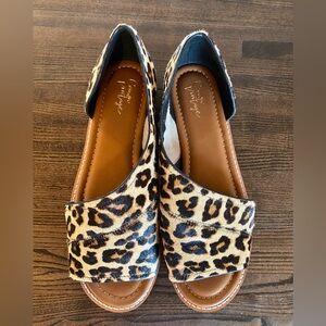 Crown Vintage Leopard Print Women's Sandals